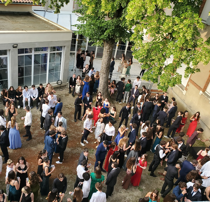 Un immense merci à tous les membres!